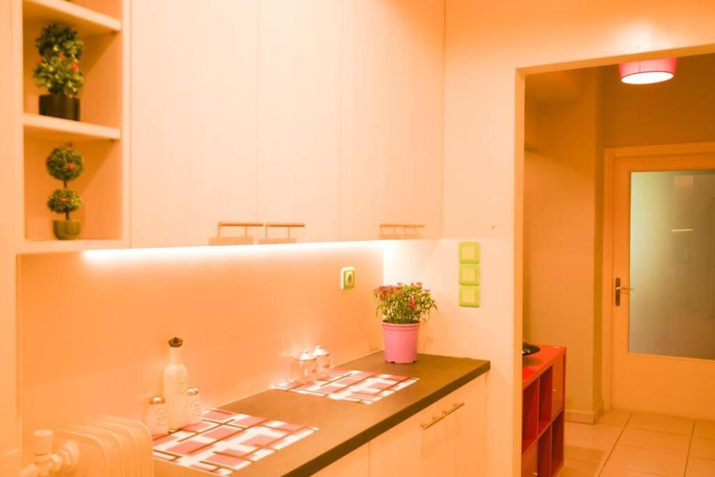 Sweet & Cosy Apt In The Center Of Athens Apartment Екстериор снимка