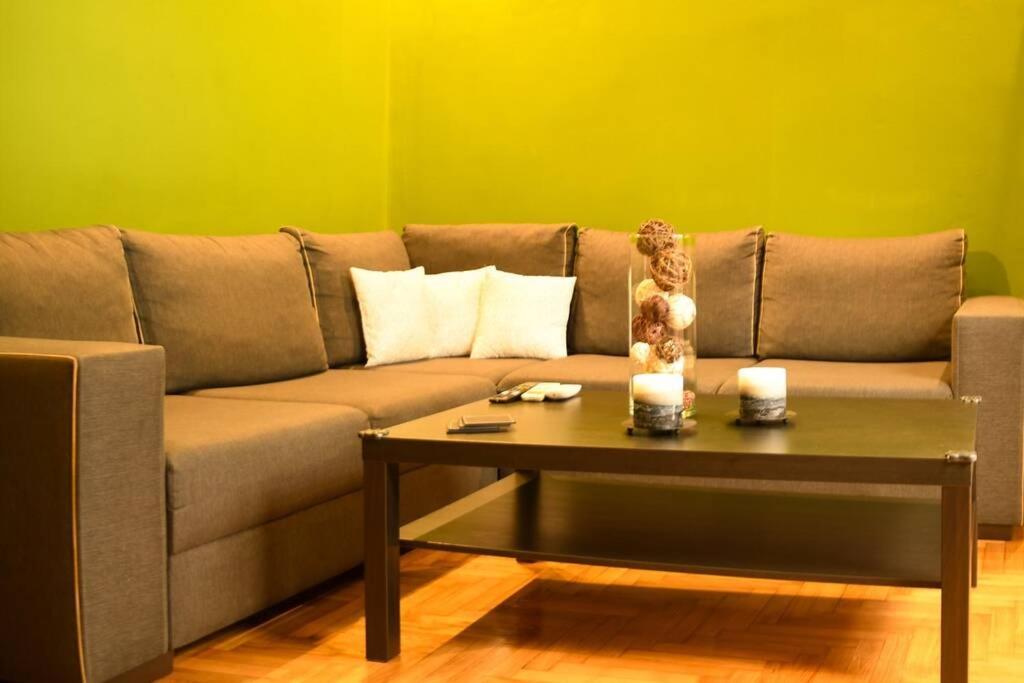 Sweet & Cosy Apt In The Center Of Athens Apartment Екстериор снимка